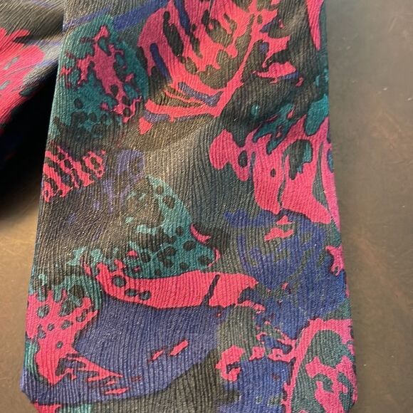 Renato Balestra Tie. vintage skinny tie. - Picture 4 of 5